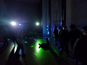 Подробнее о статье 18 октября в Доме культуры «Родник» для подростков и молодежи прошла дискотека «Танцуем в ритме октября»