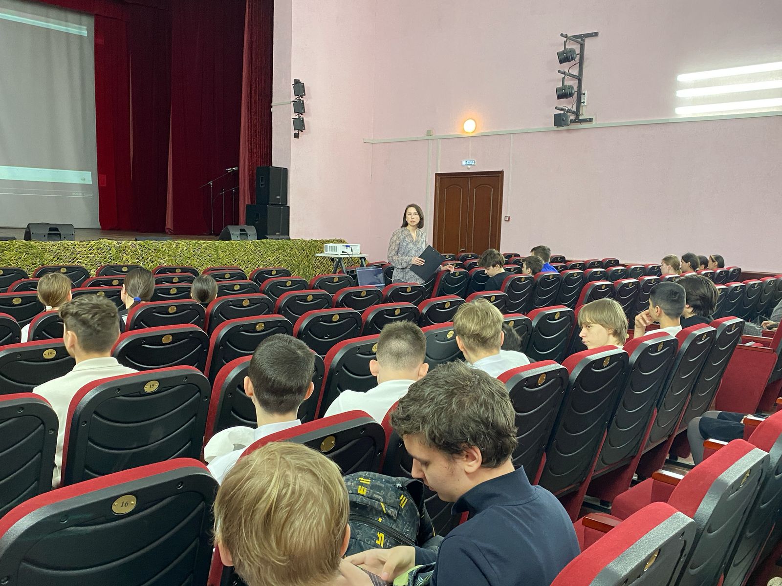Вы сейчас просматриваете В ДК «Родник» м.о. Чехов прошел фильм «Брестская крепость»
