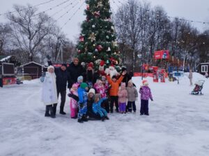 Подробнее о статье Сотрудники ДК «Родник» м.о. Чехов провели игровую программу в Городском парке культуры и отдыха МО Чехов