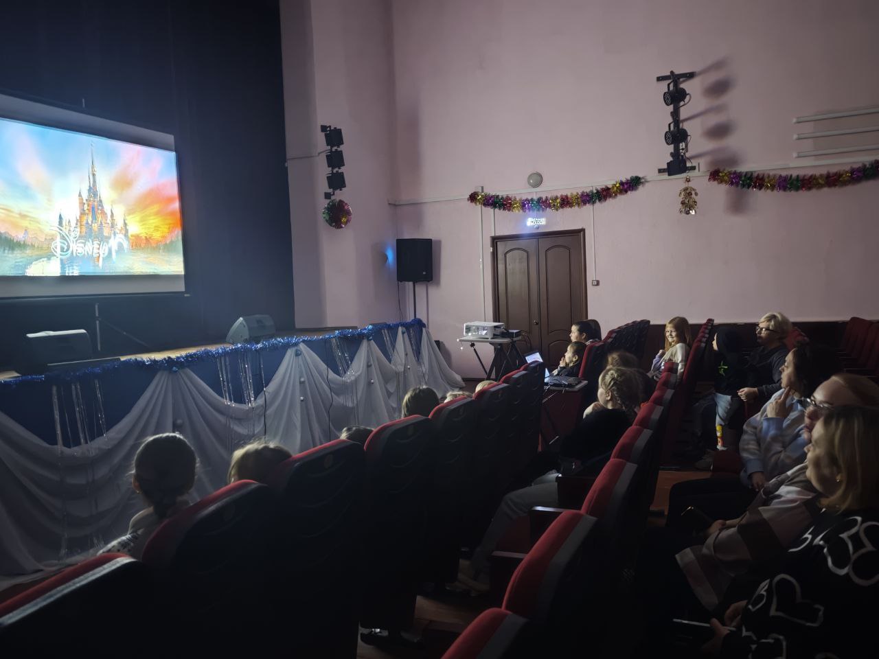 Вы сейчас просматриваете Кинопоказ мультфильма для всей семьи в ДК «Родник» м.о. Чехов